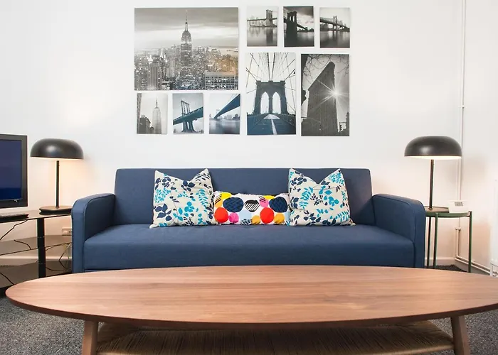 Mycityhaven The Kingsweston - Flexible Home Sleeps 7