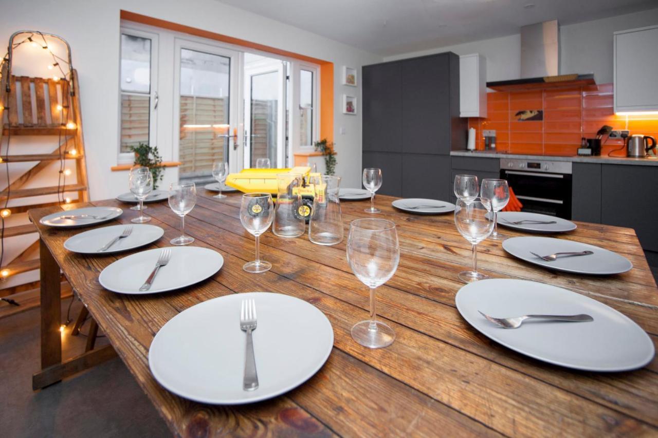 Higgihaus #3b 4 Bed Monday - Friday Whole House Holiday home Bristol