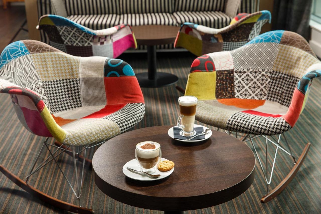 Ibis Temple Meads Hotel 3*