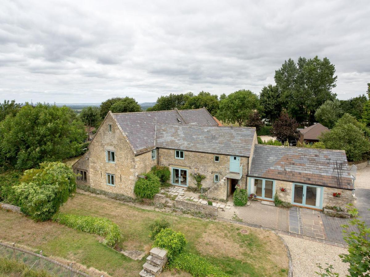 Woodcock Farm * Bristol