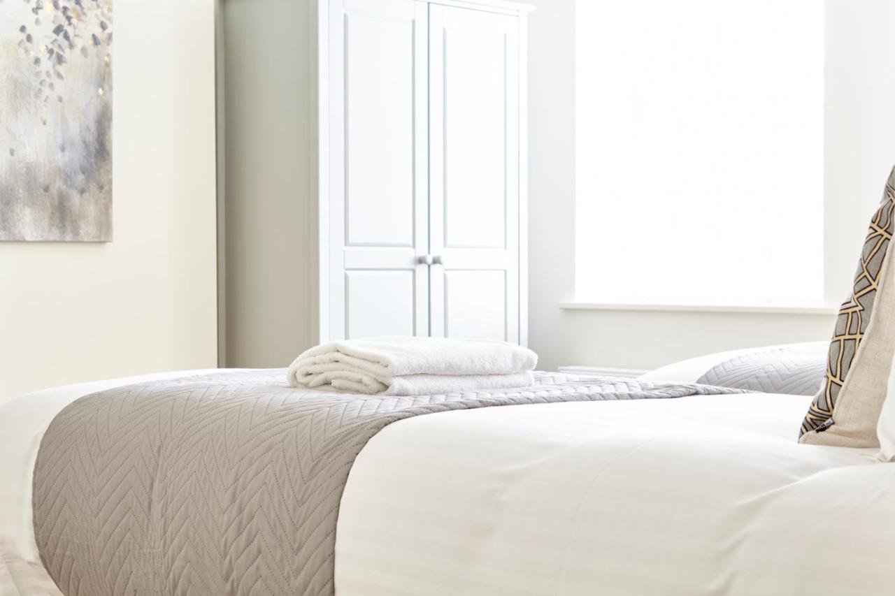 Apartment Redcliffe Parade No11 I Your