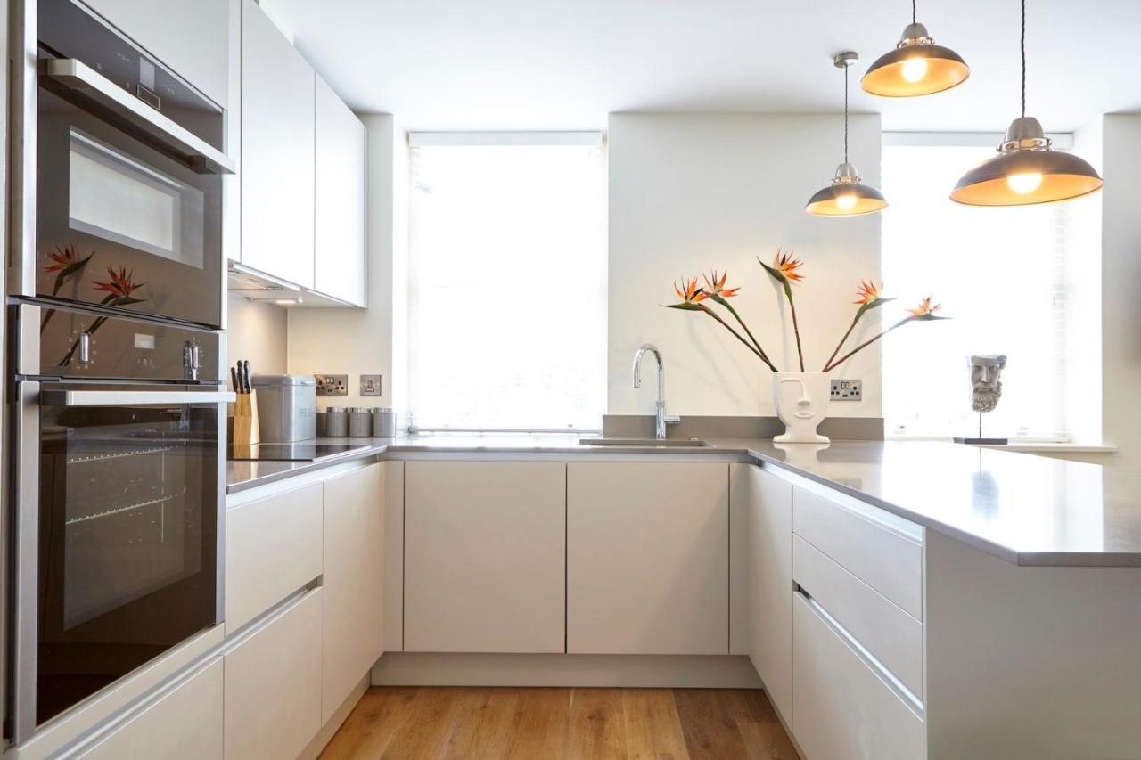 Redcliffe Parade No11 I Your Apartment *