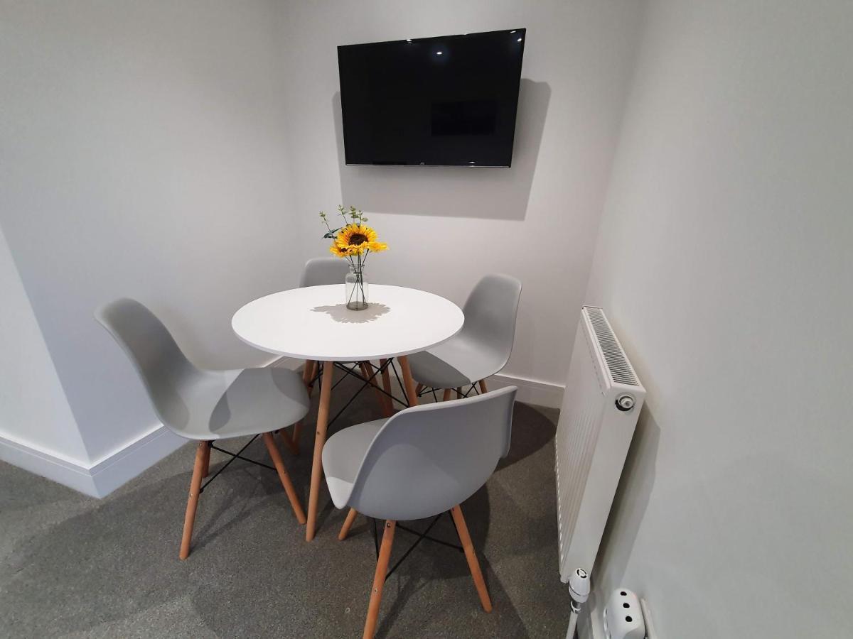 2 Bedroom In Filton By Cliftonvalley