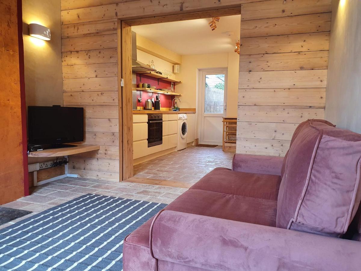 Apartment The Little Luckwell By Cliftonvalley *