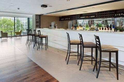Hotel Centre By Ihg 4*