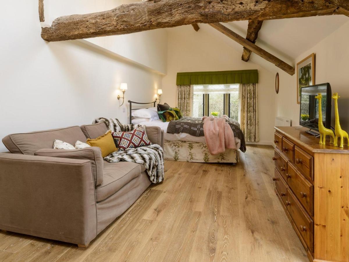 Woodcock Farm Bristol
