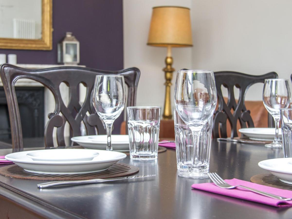 3 Berkeley Square *