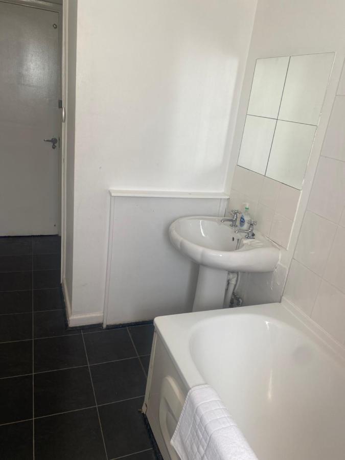Cosy One Bedroom Near Stoke Croft!! Central!! Apartment