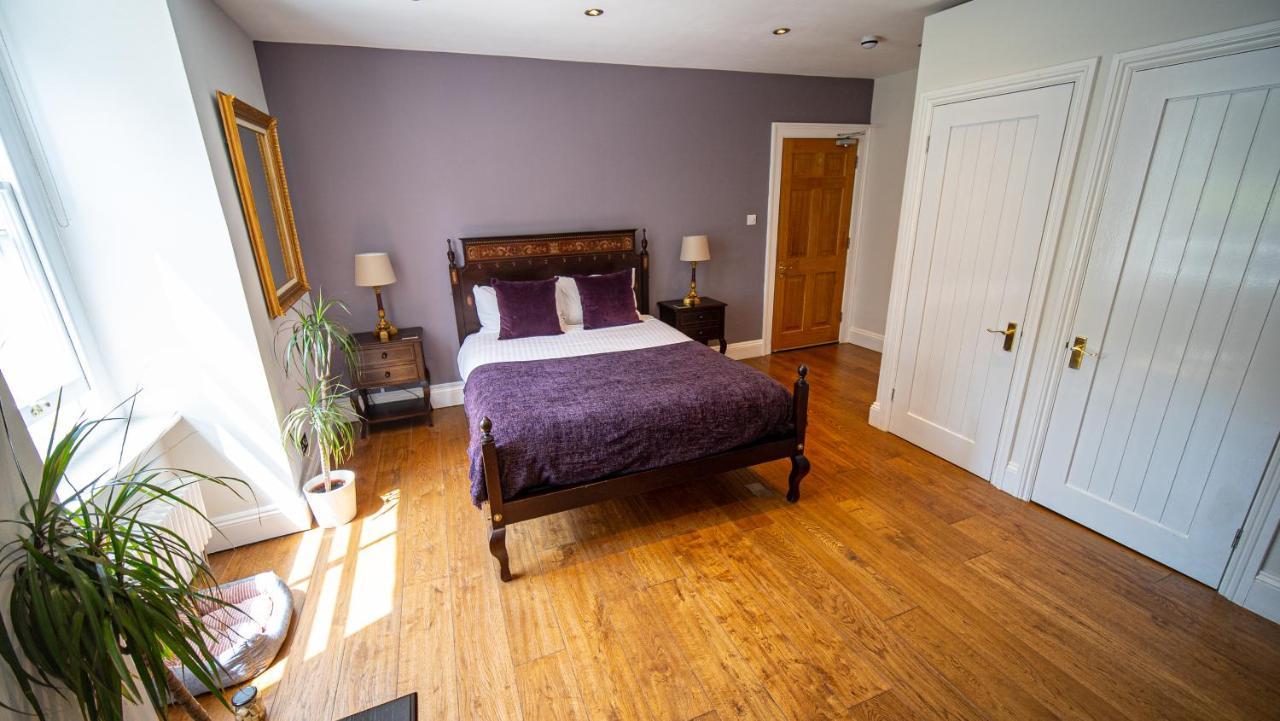 Bed & Breakfast 3 Berkeley Square