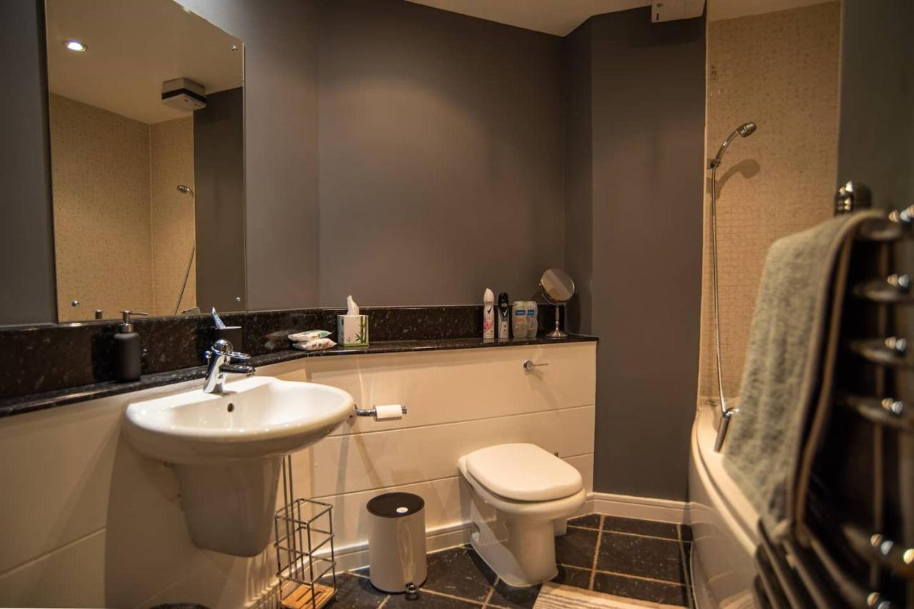 Apartment Large Boutique Harbourside Apartment - Football Table (Adults Only) *