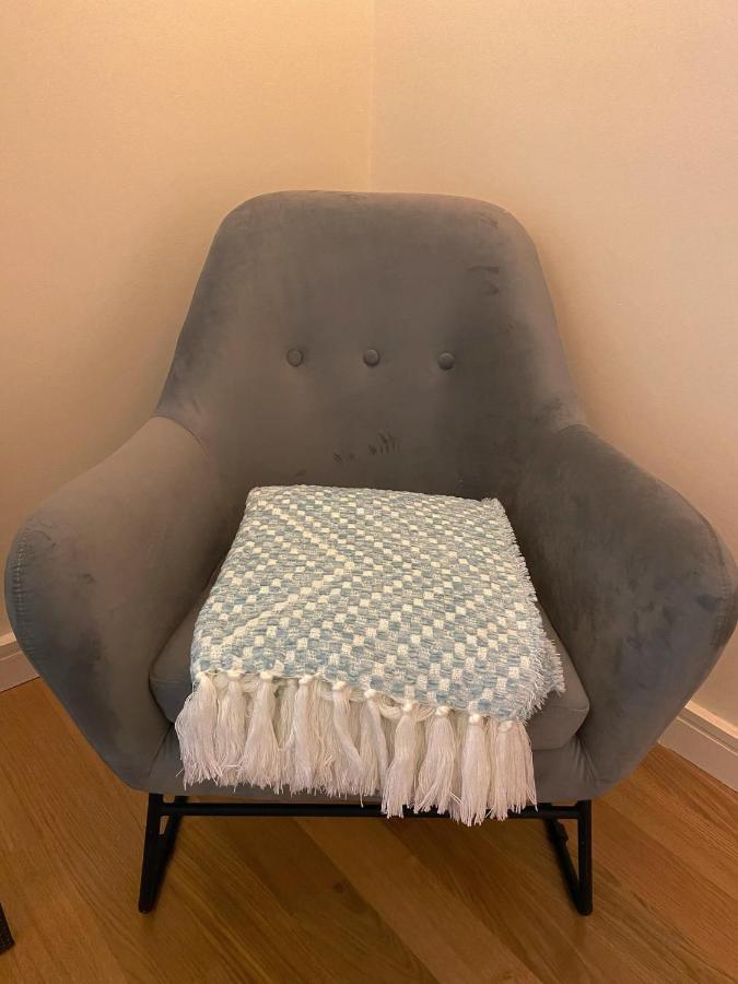 Large Boutique Harbourside Apartment - Football Table (Adults Only) *