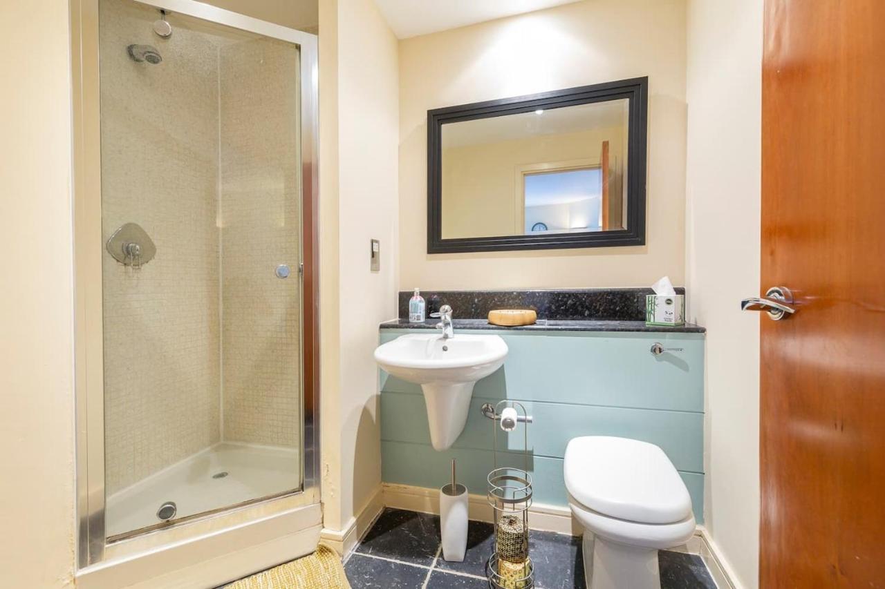 Apartment Large Boutique Harbourside Apartment - Football Table (Adults Only)