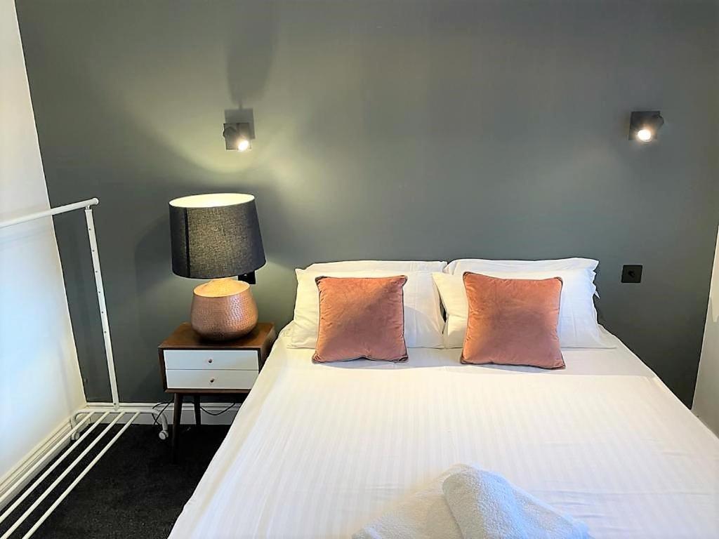 Henbury House *