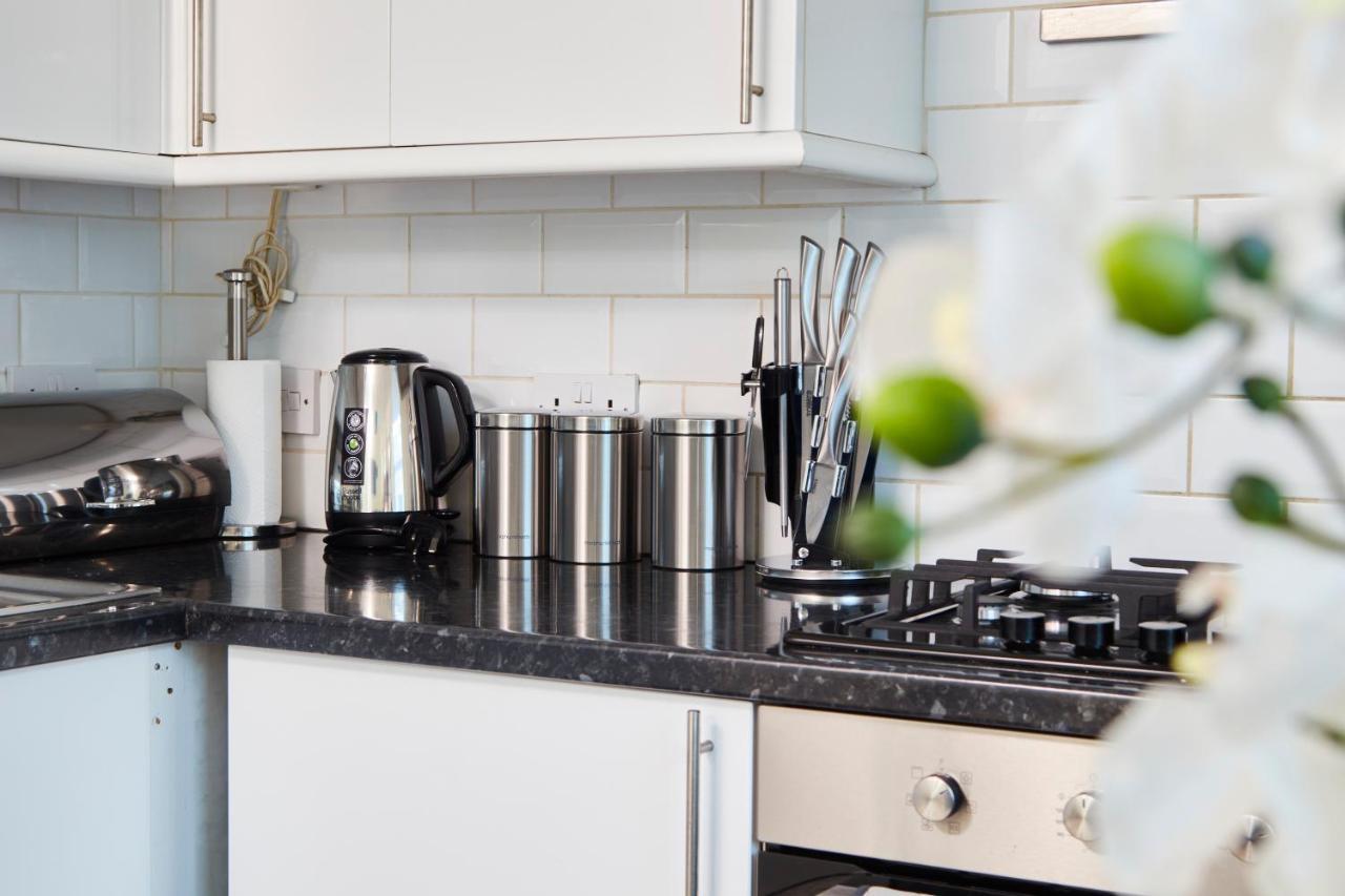 The Stunning Gems Of Central Apartment *