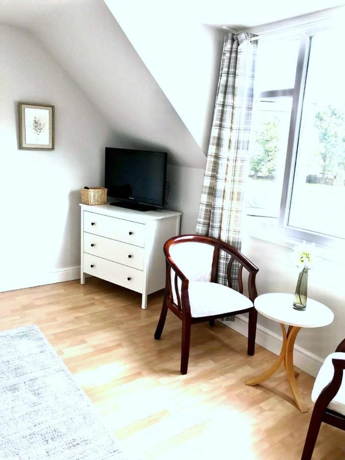 Fox View Guest house Bristol