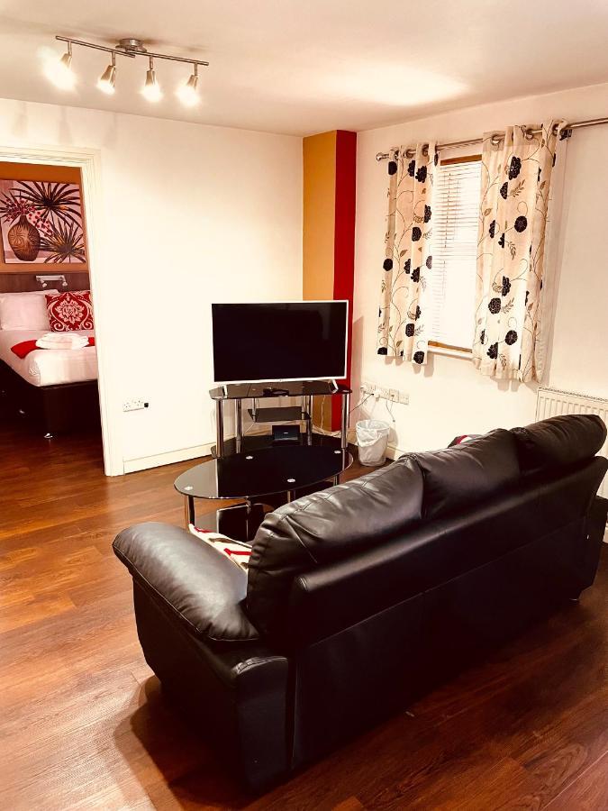Apartment Serviced Lettings - Beaufort Court *