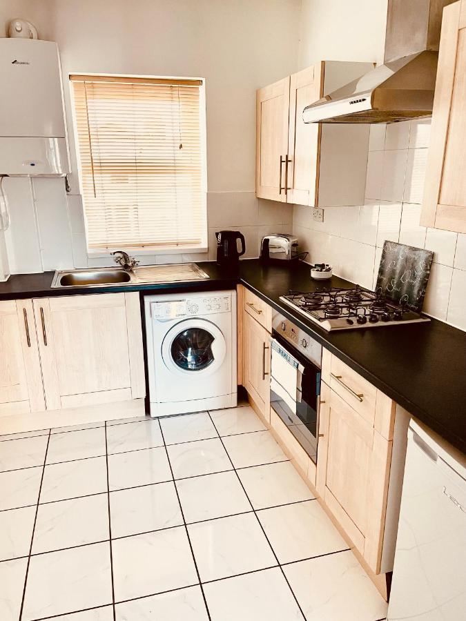 Apartment Serviced Lettings - Beaufort Court Bristol