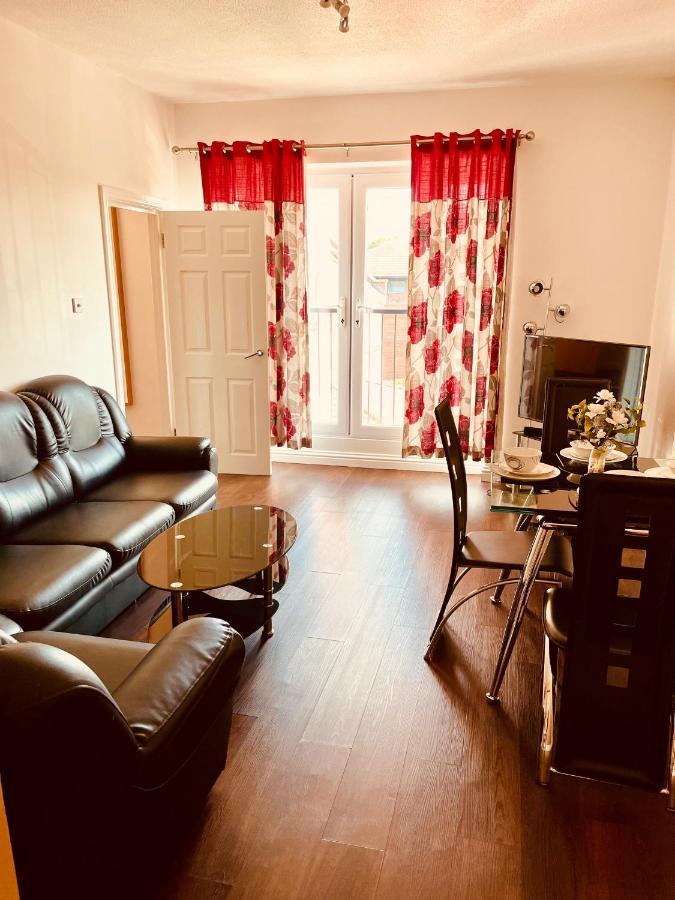 Serviced Lettings - Beaufort Court * Bristol