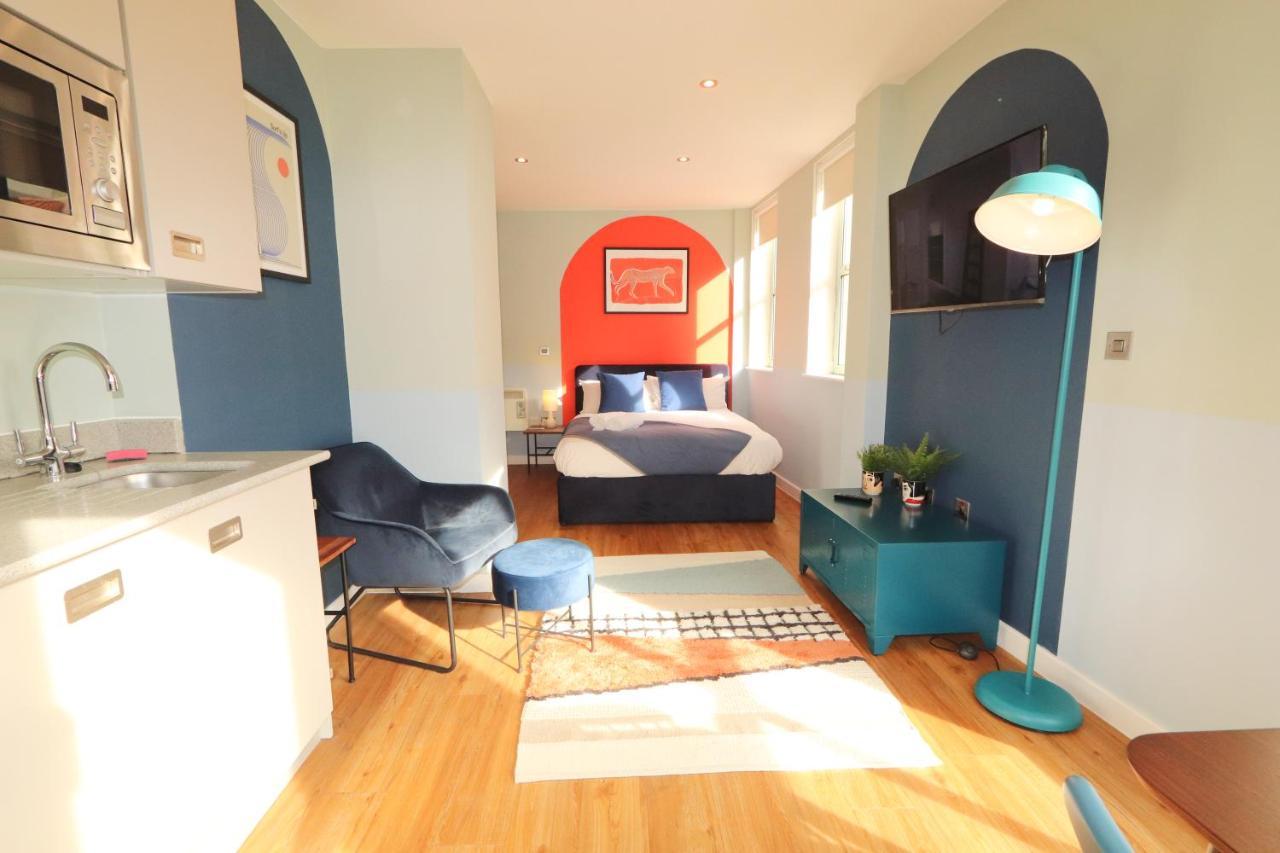 Apartment Street *