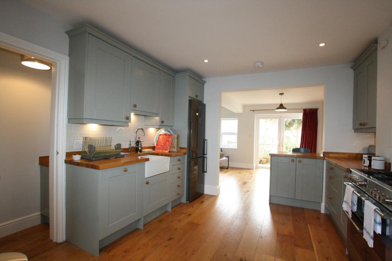 Tranquil 2 Bedroom In Totterdown Holiday home