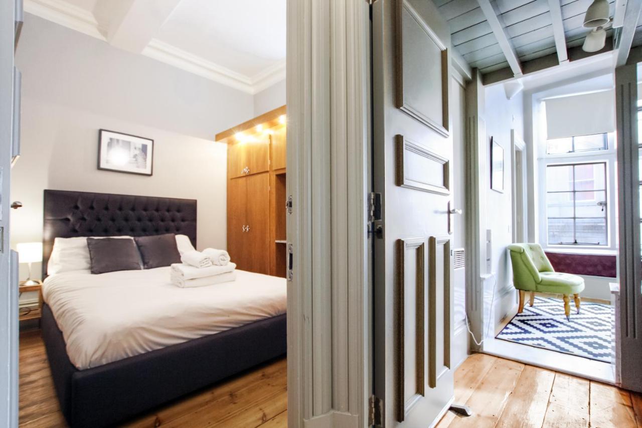 Historic Two Bed In Heart Of The Apartment *