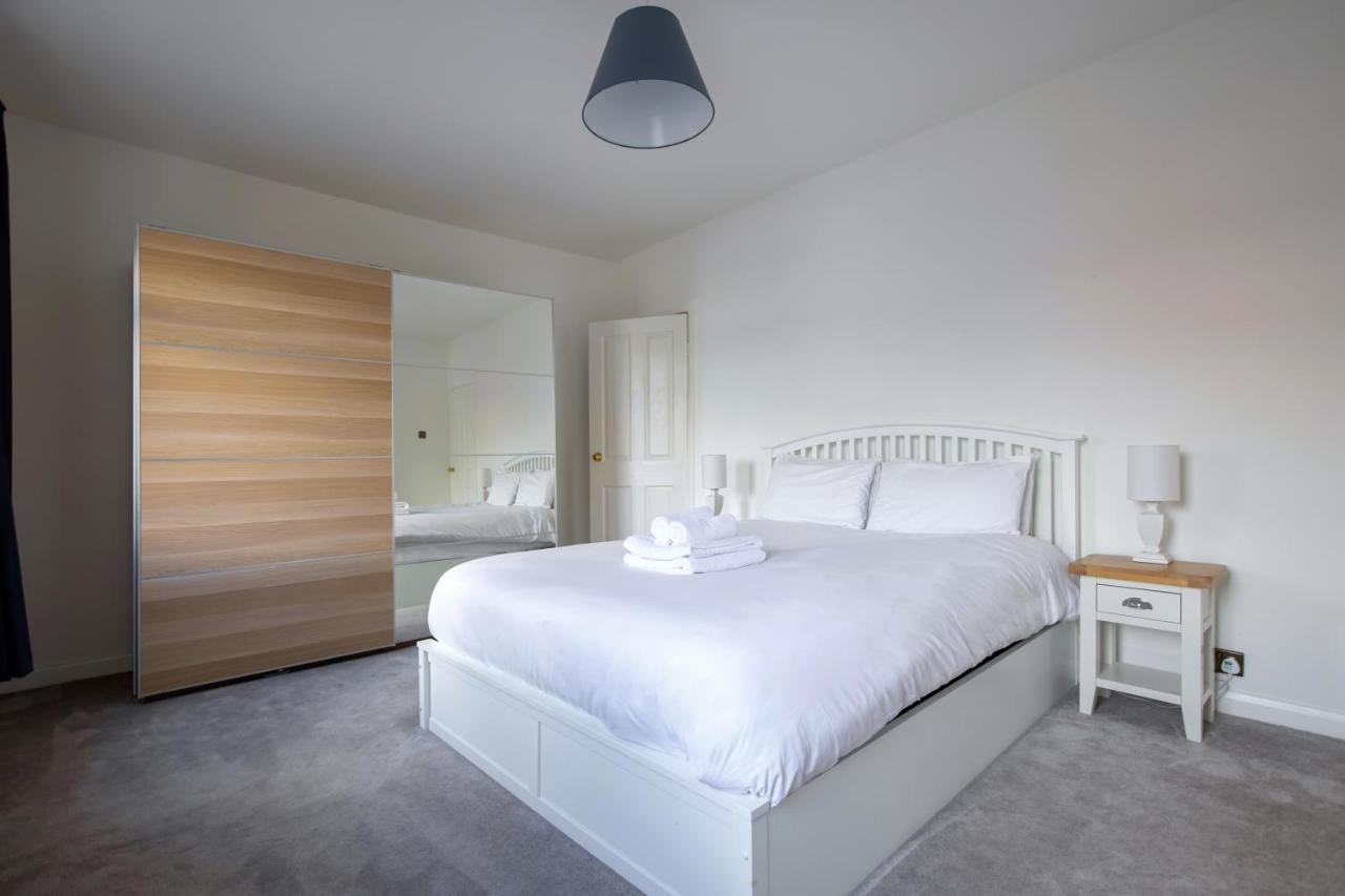 Holiday home Contemporary In Friendly Easton, Free Parking *