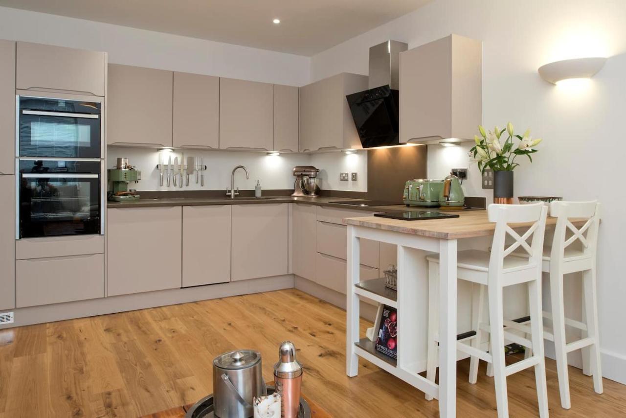 Fantastic 2 Bedroom Centre Apartment Bristol