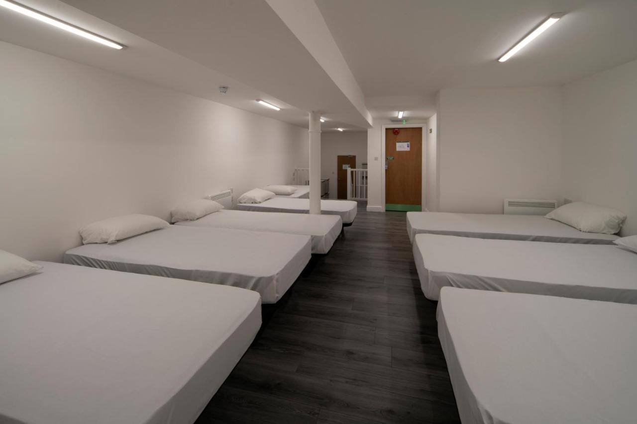 Harbourside Hostel *