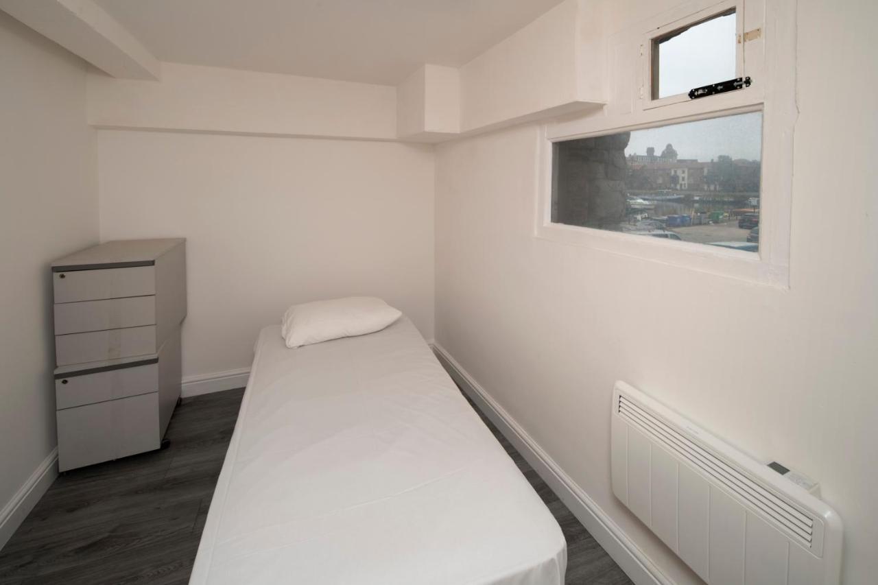 Hostel Harbourside Bristol