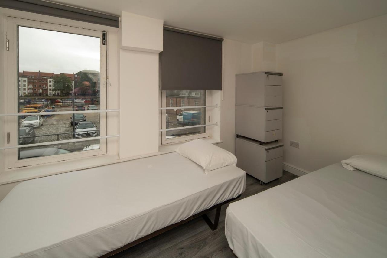 Hostel Harbourside