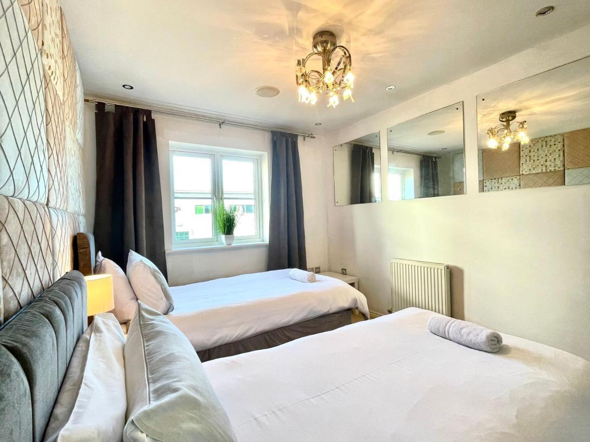 Coach House Free Parking Apartment