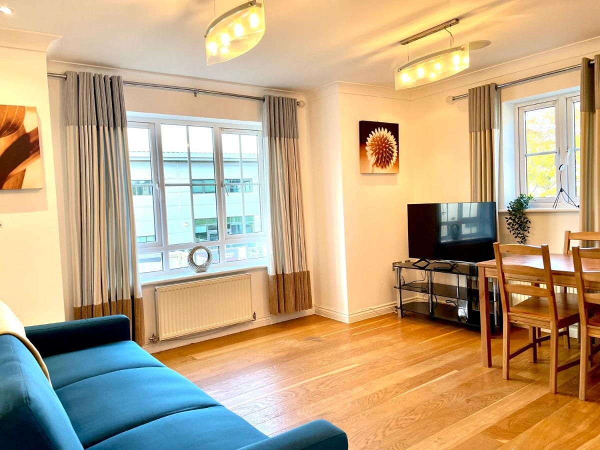 Coach House Free Parking Apartment