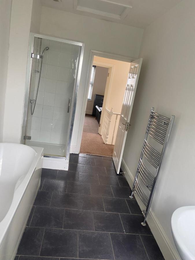Holiday home Spacious 4 Bedroom House Near Stokes Croft!! Central!!!