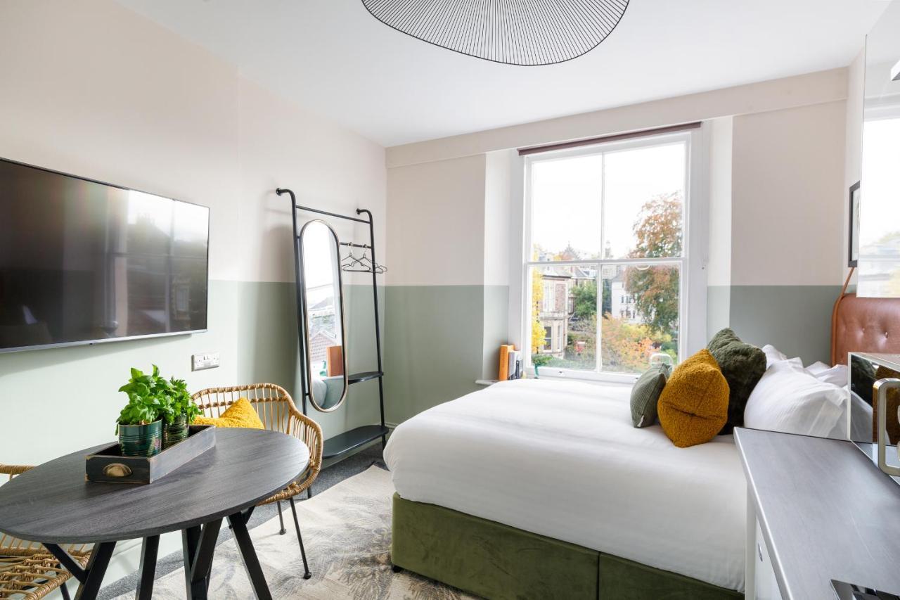 Your I Clifton House Apartment *