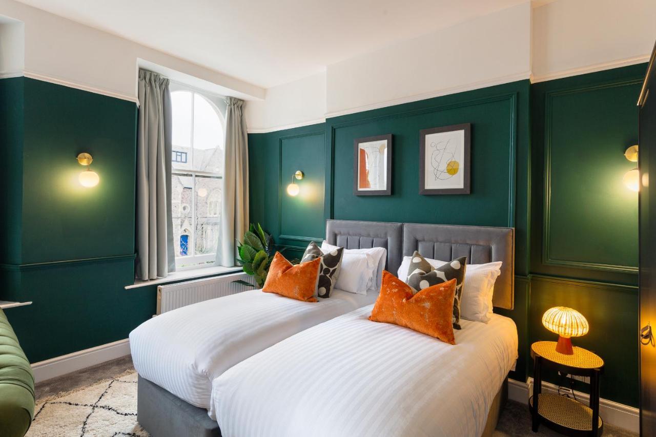 Your I Clifton House Apartment Bristol