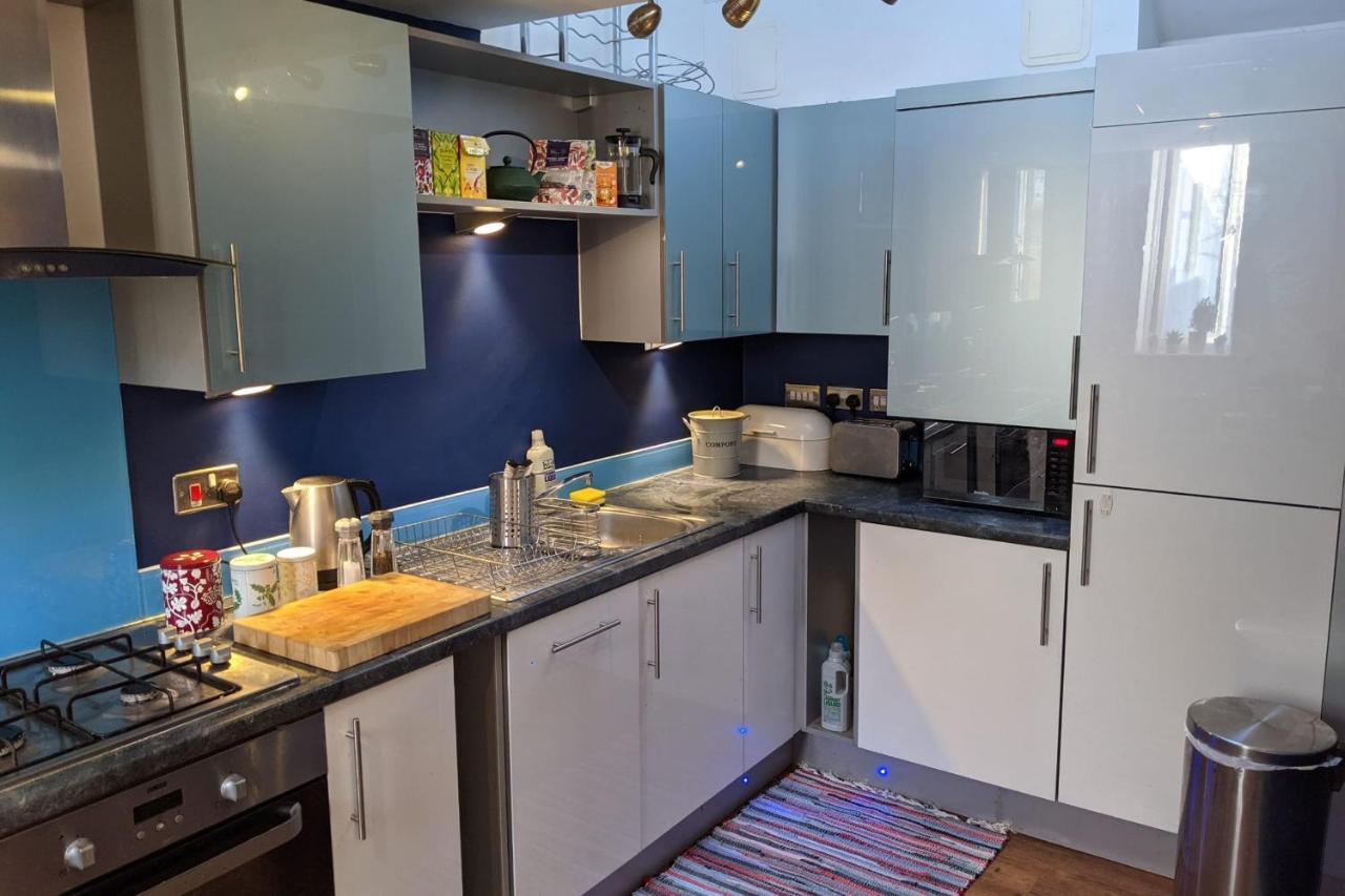 Special 3 Bedroom Townhouse With Parking In Holiday home