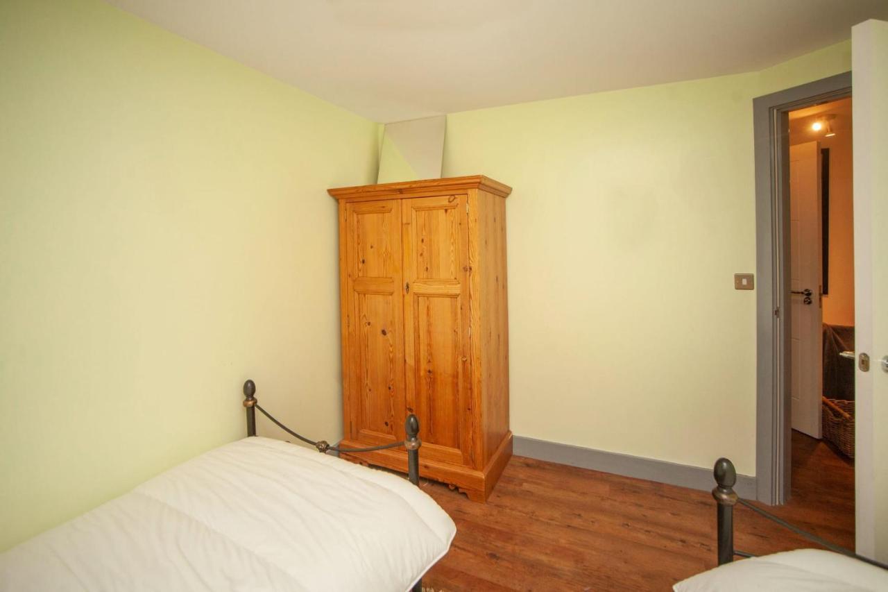 Holiday home Special 3 Bedroom Townhouse With Parking In