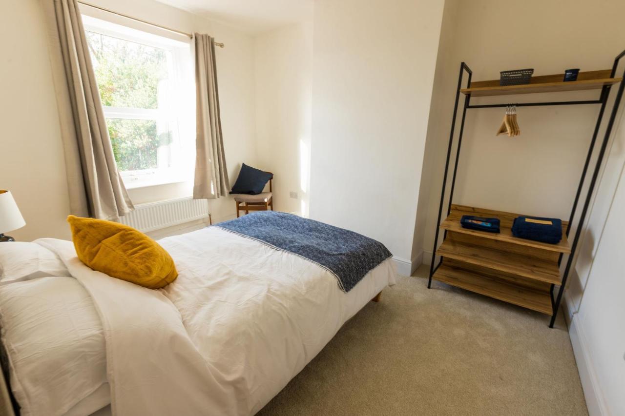 Apartment Amazing New 3 Double Bed House In Staple Hill! Bristol