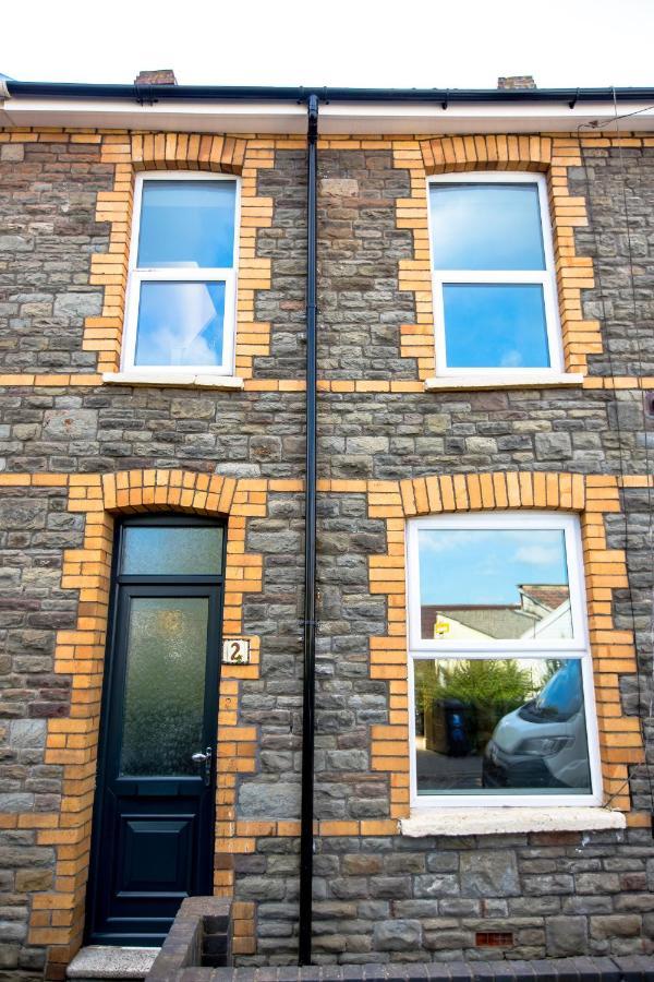 Amazing New 3 Double Bed House In Staple Hill! * Bristol