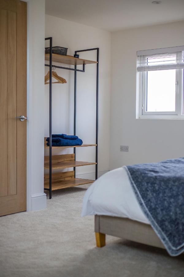 Amazing New 3 Double Bed House In Staple Hill! Apartment Bristol