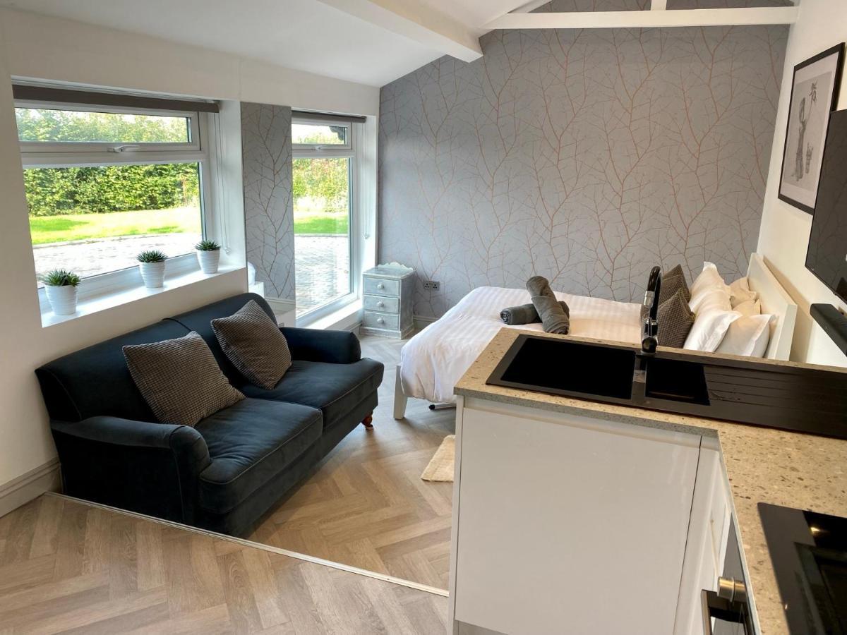 Holiday home Secluded Studio With Private Gated Access- The Pavilion *