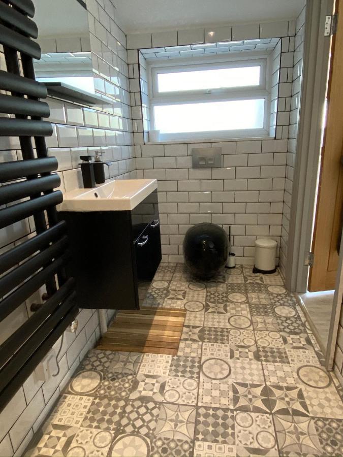 Holiday home Secluded Studio With Private Gated Access- The Pavilion *