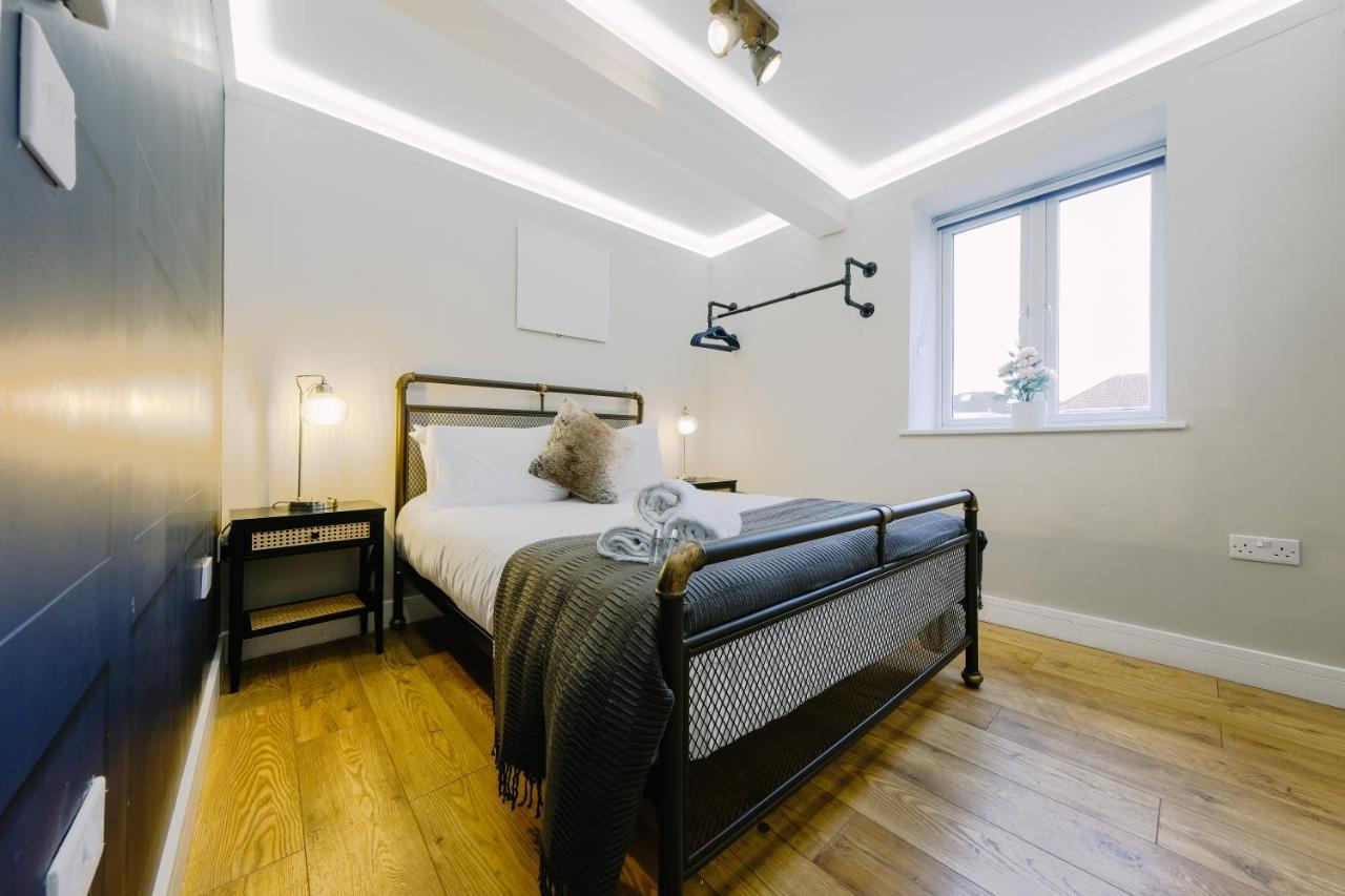 Apartment Brand New One Bedroom In A Fantastic Location *