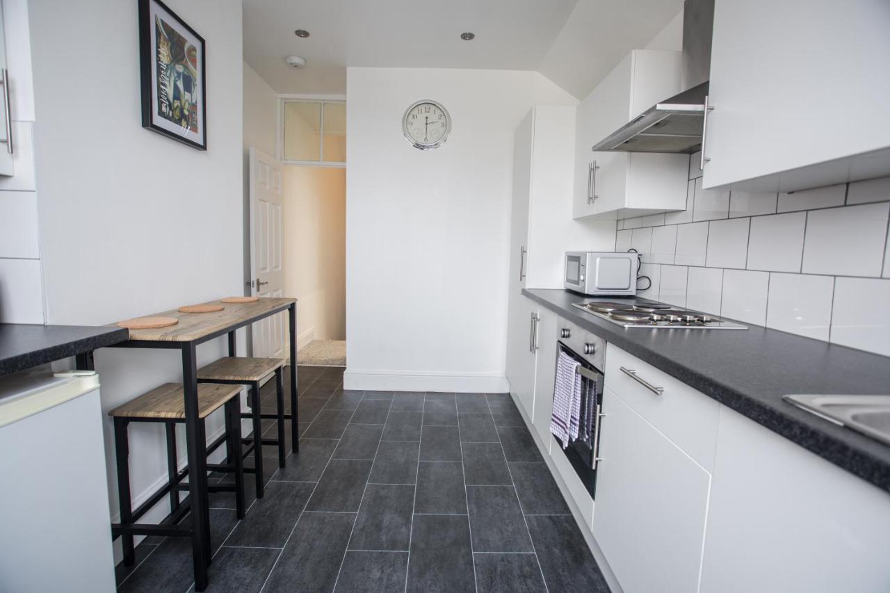 20b Ralph Rd * Bristol