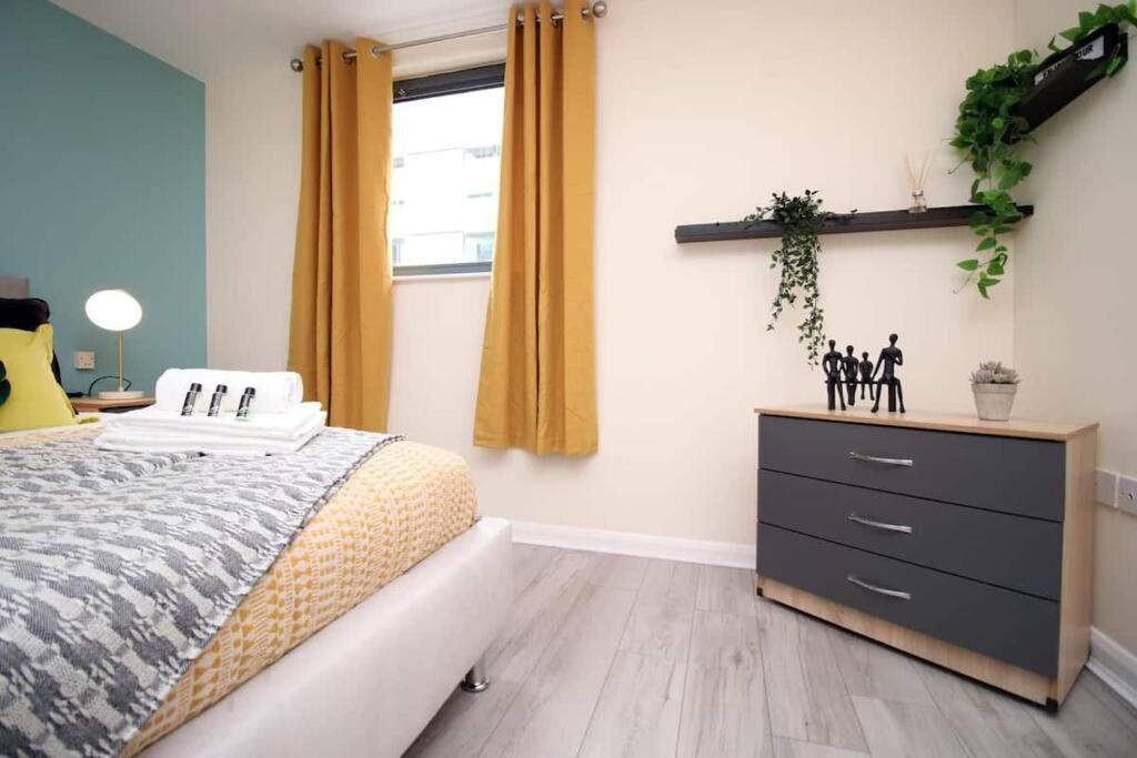 Brandon Hill By Mia Living 2 Bedroom With Private Terrace Apartment
