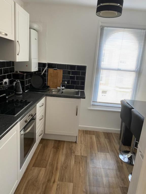 Lovely 2 Bedroom Near Stokes Croft Central!!! Bristol