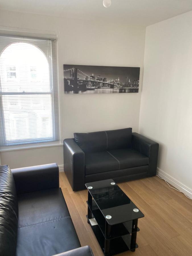 Lovely 2 Bedroom Near Stokes Croft Central!!! *
