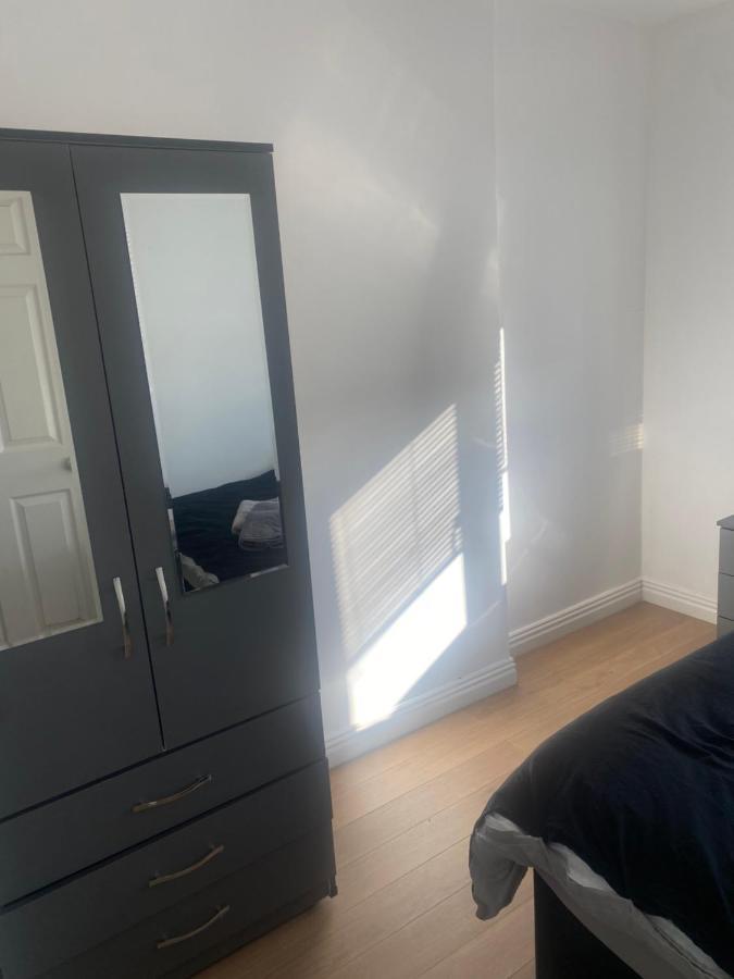 Lovely 2 Bedroom Near Stokes Croft Central!!! *