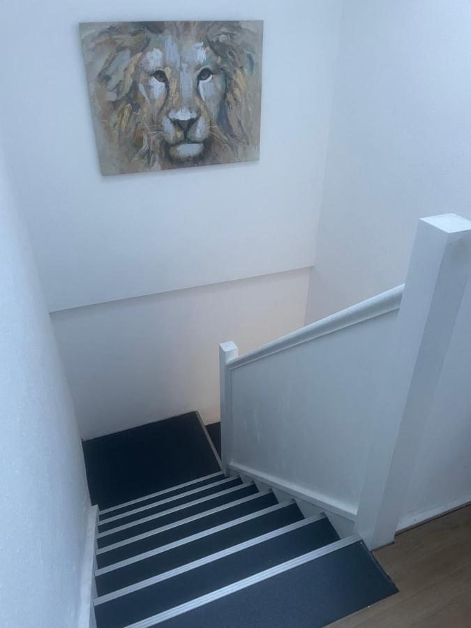 Apartment Lovely 2 Bedroom Near Stokes Croft Central!!!