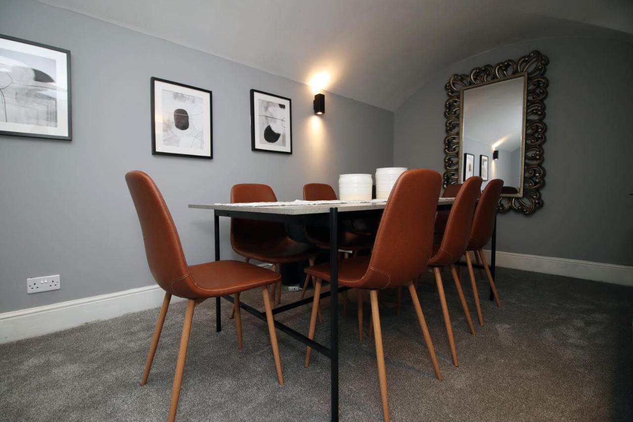 Canynge Square By Mgroupsa * Bristol
